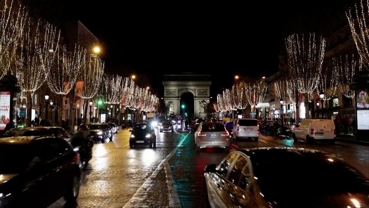 Vánoční Paříž má své kouzlo